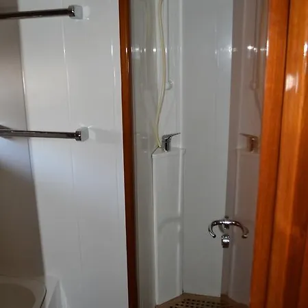 Yacht 14 Mt Boat And Breakfast Botel La Spezia